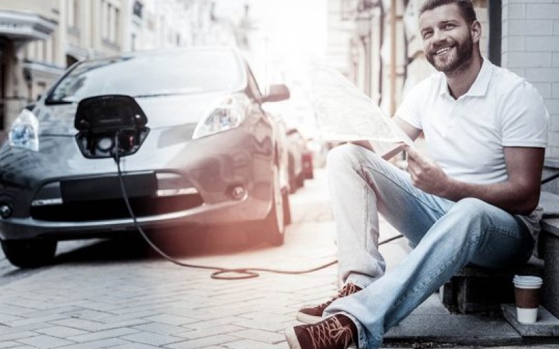 10 دلیل برای خرید خودروهای الکتریکی
